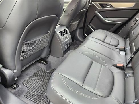Used 2026 Jaguar F-PACE R-Dynamic S image 21