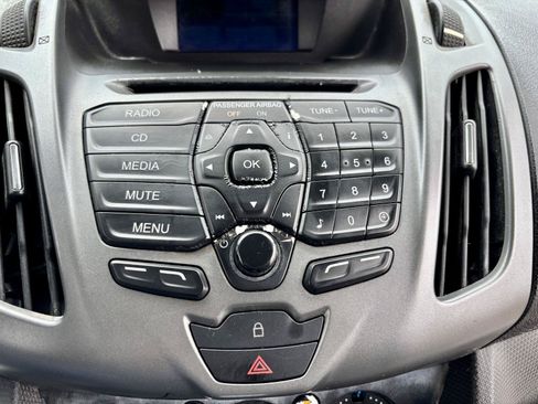 Used 2016 Ford Transit Connect XL FWD image 25