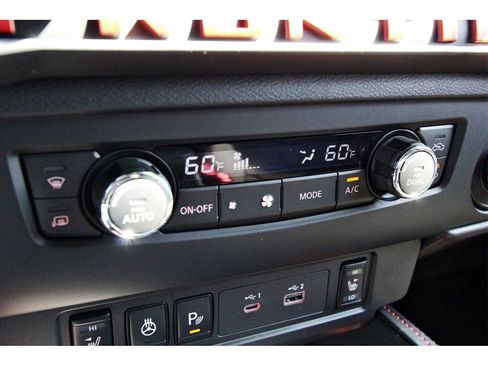 New 2026 Nissan Frontier PRO-4X w/ Pro-4x Convenience Package image 18