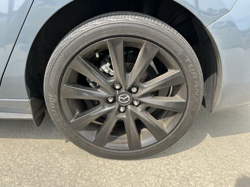 Used 2022 MAZDA MAZDA3 s FWD image 13