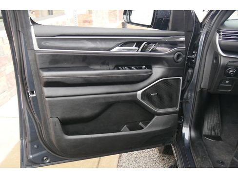 Used 2022 Jeep Wagoneer Series I image 9