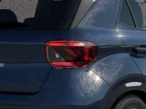 New 2026 Hyundai Venue SEL FWD image 10