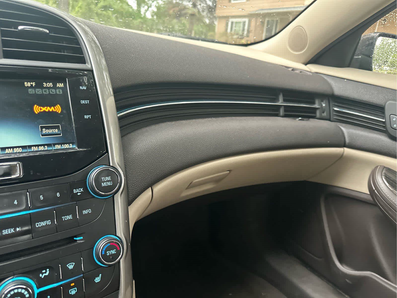 Used 2015 Chevrolet Malibu LTZ FWD image 15