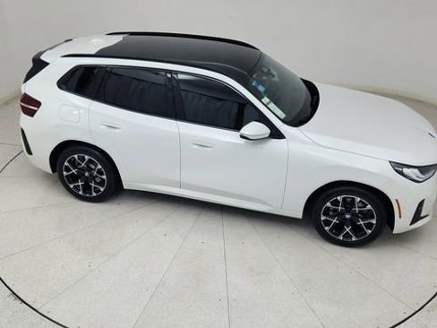 Used 2025 BMW X3 xDrive30i w/ Premium Package image 73