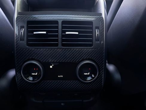 Used 2021 Land Rover Range Rover Sport SVR Carbon Edition image 21