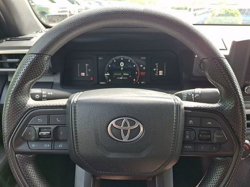 Certified 2024 Toyota Tacoma SR w/ SR Upgrade Package AWD/4WD image 18