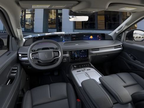 New 2026 Lincoln Navigator L Reserve AWD/4WD image 10