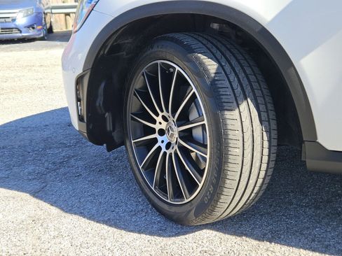 Used 2021 Mercedes-Benz GLC 300 GLC 300 image 33