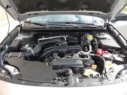 Used 2025 Subaru Outback Onyx Edition AWD/4WD image 17