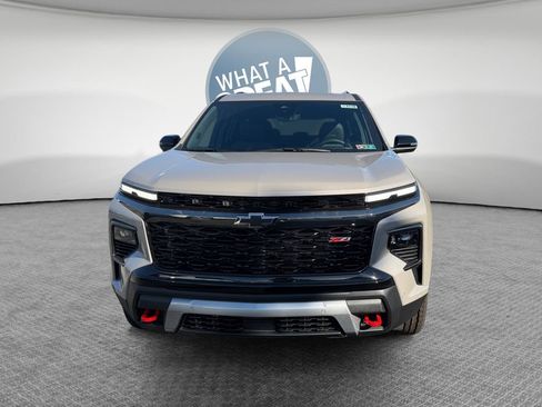 New 2026 Chevrolet Traverse Z71 w/ Enhanced Driving Package AWD/4WD image 9