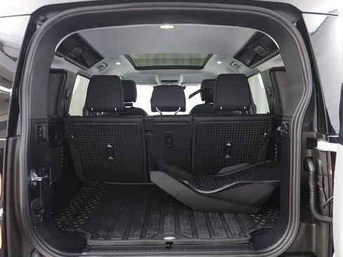 Certified 2026 Land Rover Defender 110 S AWD/4WD image 19