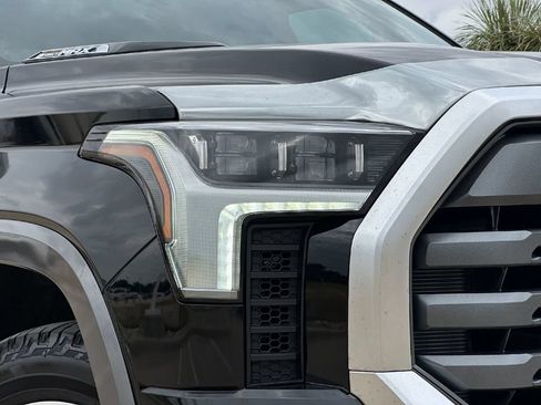 Used 2024 Toyota Tundra Limited AWD/4WD image 10