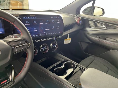 New 2026 Chevrolet Blazer EV RS image 19