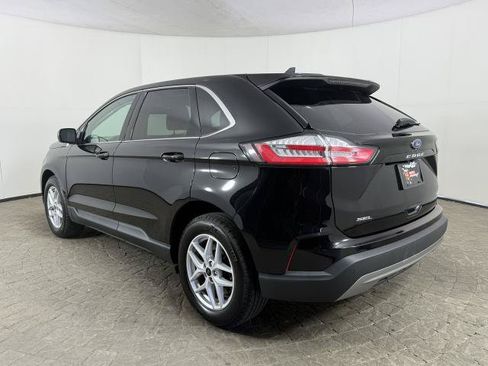 Certified 2023 Ford Edge SEL w/ Convenience Package AWD/4WD image 5