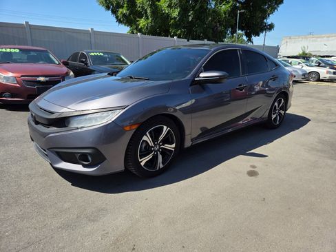 Used 2016 Honda Civic Touring image 1