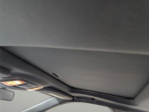 Used 2016 Jeep Grand Cherokee Laredo 75th Anniversary image 29