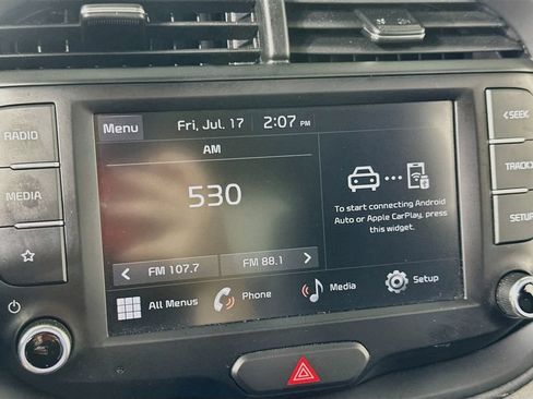 Used 2023 Kia Soul LX w/ Option Group 015 FWD image 25