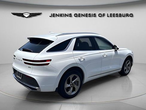 New 2026 Genesis GV70 2.5T Select image 3