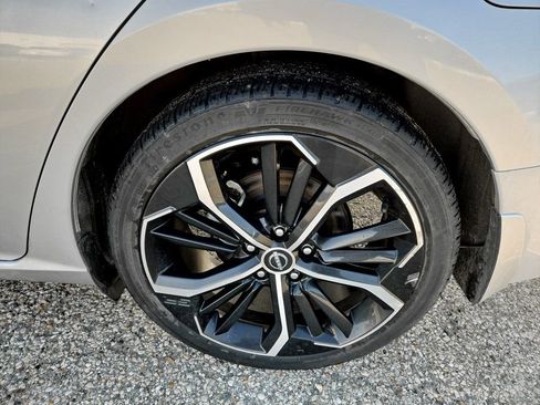 Used 2023 Nissan Altima 2.5 SR image 33