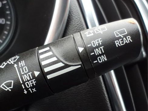 Used 2024 Chevrolet Equinox LT w/ LPO, Floor Liner Package image 28