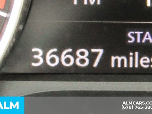 Used 2025 Nissan Rogue SV image 40