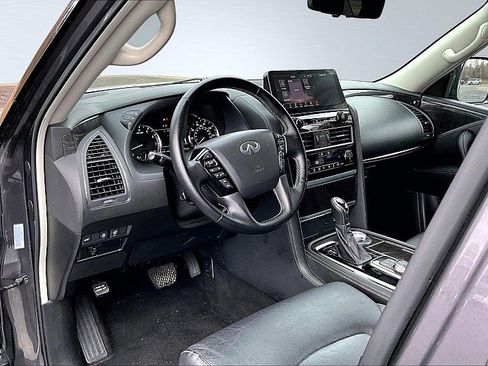 Used 2024 INFINITI QX80 Luxe image 15
