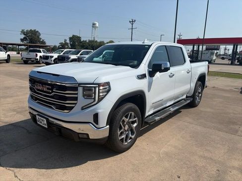New 2026 GMC Sierra 1500 SLT w/ SLT Premium Plus Package AWD/4WD image 2