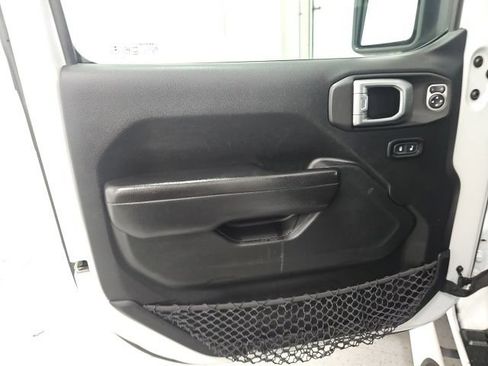 Used 2020 Jeep Wrangler Unlimited Sport S AWD/4WD image 11