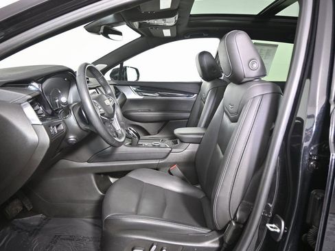 Used 2022 Cadillac XT5 Premium Luxury image 21