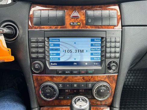 Used 2008 Mercedes-Benz CLK 350 Cabriolet image 20