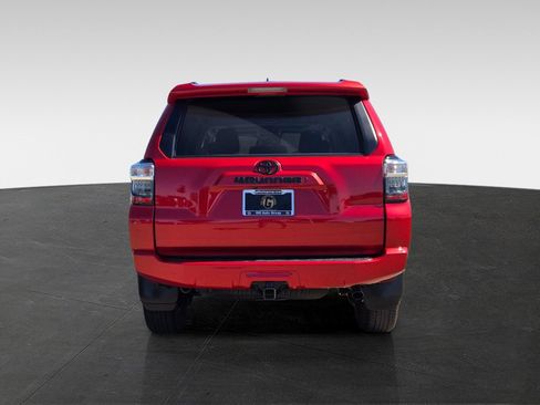 Used 2023 Toyota 4Runner SR5 Premium w/ Moonroof Package AWD/4WD image 5