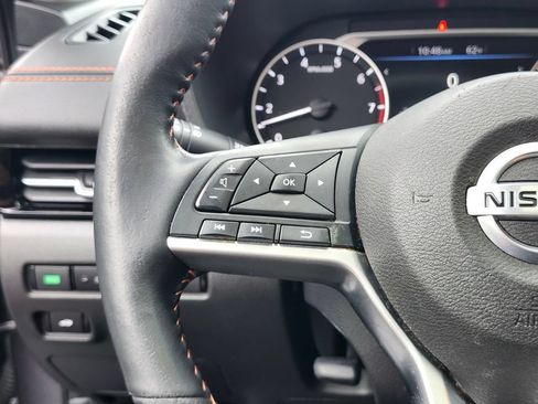 Used 2022 Nissan Sentra SR w/ SR Premium Package FWD image 28