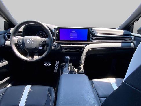 Used 2025 Toyota Camry SE w/ Multimedia Upgrade Package FWD image 16