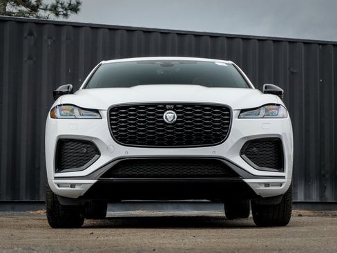 New 2026 Jaguar F-PACE R-Dynamic S image 5