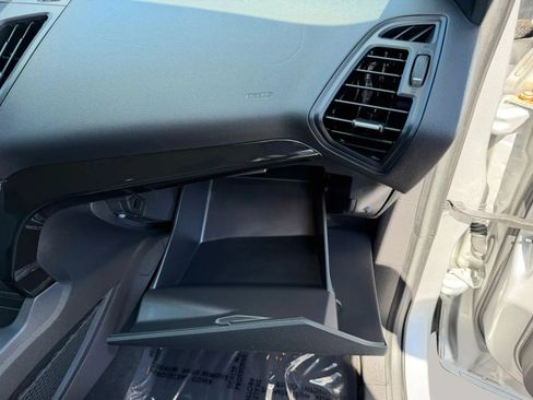 Used 2018 Ford Escape SE w/ SE Sport Appearance Package FWD image 47