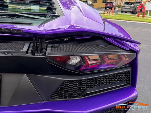 Used 2018 Lamborghini Aventador S AWD/4WD image 57