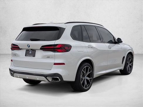 New 2026 BMW X5 xDrive40i image 2