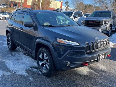 Used 2016 Jeep Cherokee Trailhawk w/ Comfort/Convenience Group image 1