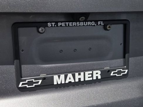 Used 2022 Chevrolet Suburban LT AWD/4WD image 6