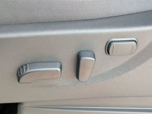 New 2026 Nissan Frontier SV w/ Tow Package image 16