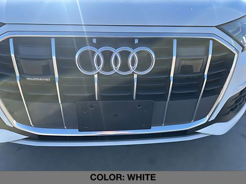 Used 2023 Audi Q7 3.0T Premium w/ Convenience Package image 9