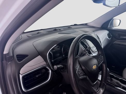 Used 2021 Chevrolet Equinox Premier image 23