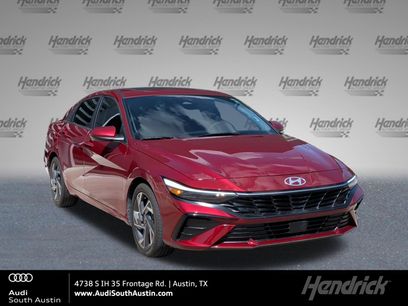 Used 2024 Hyundai Elantra SEL w/ Convenience Package