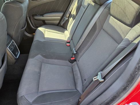 Used 2022 Dodge Charger SXT image 9