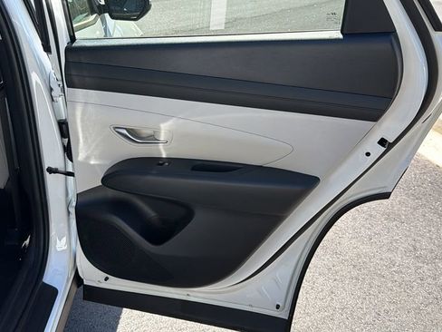 New 2026 Hyundai Tucson SEL image 17