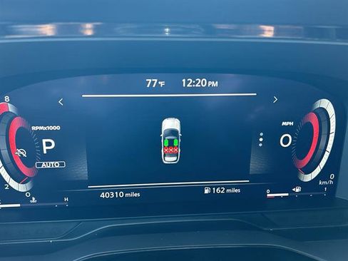 Used 2023 Nissan Pathfinder Platinum image 21