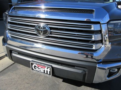 Used 2019 Toyota Tundra Limited w/ Limited Premium Package image 16