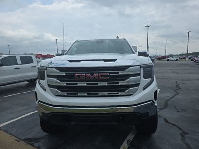 New 2026 GMC Sierra 1500 SLE