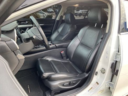 Used 2018 Nissan Maxima 3.5 SL image 17