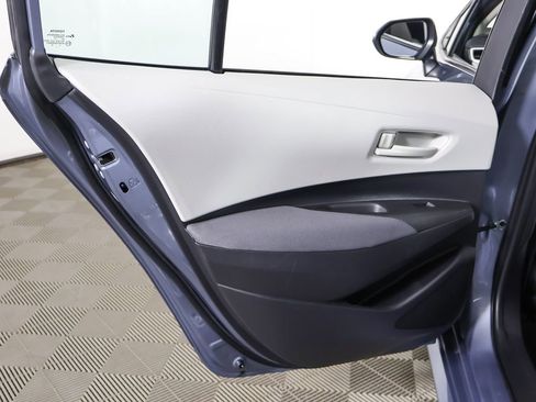 Used 2022 Toyota Corolla LE FWD image 21